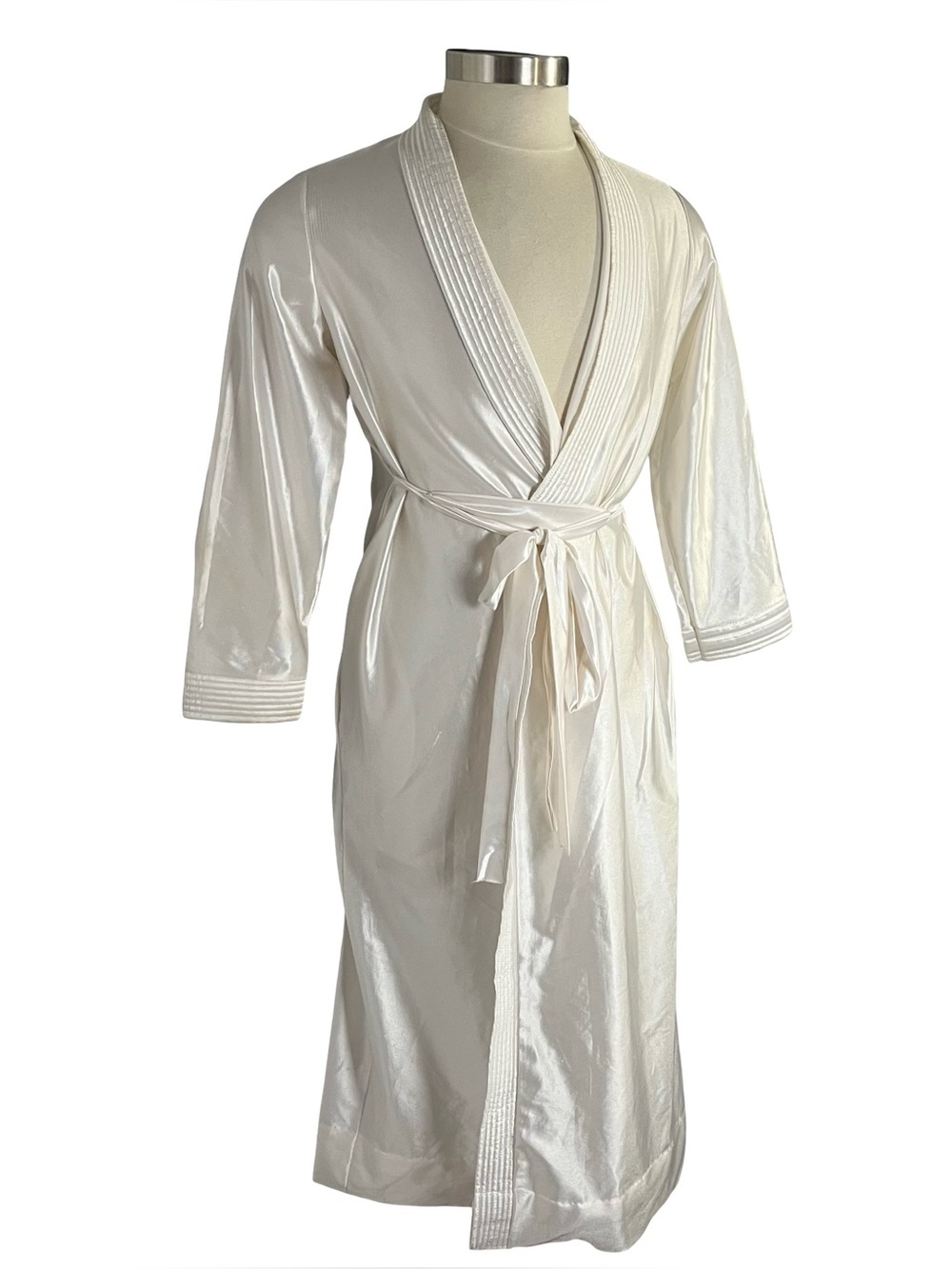 Anthony Richards Vtg White Satin Robe Long Kimono Wrap Belted Sz OS Maxi Length